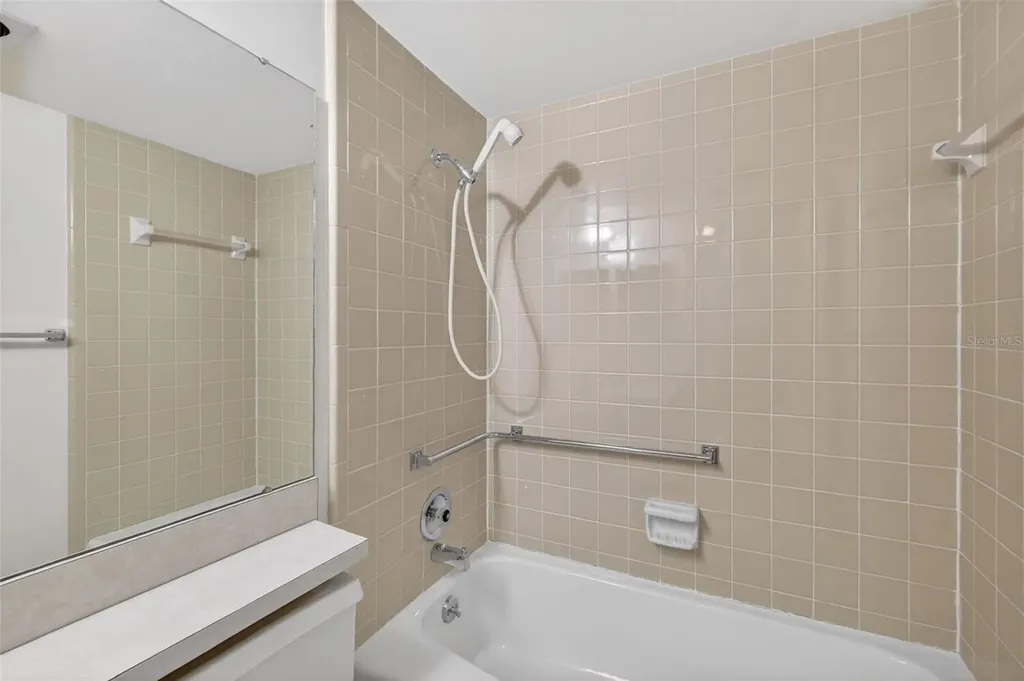 110 N Tremain Street Mount Dora FL 32757