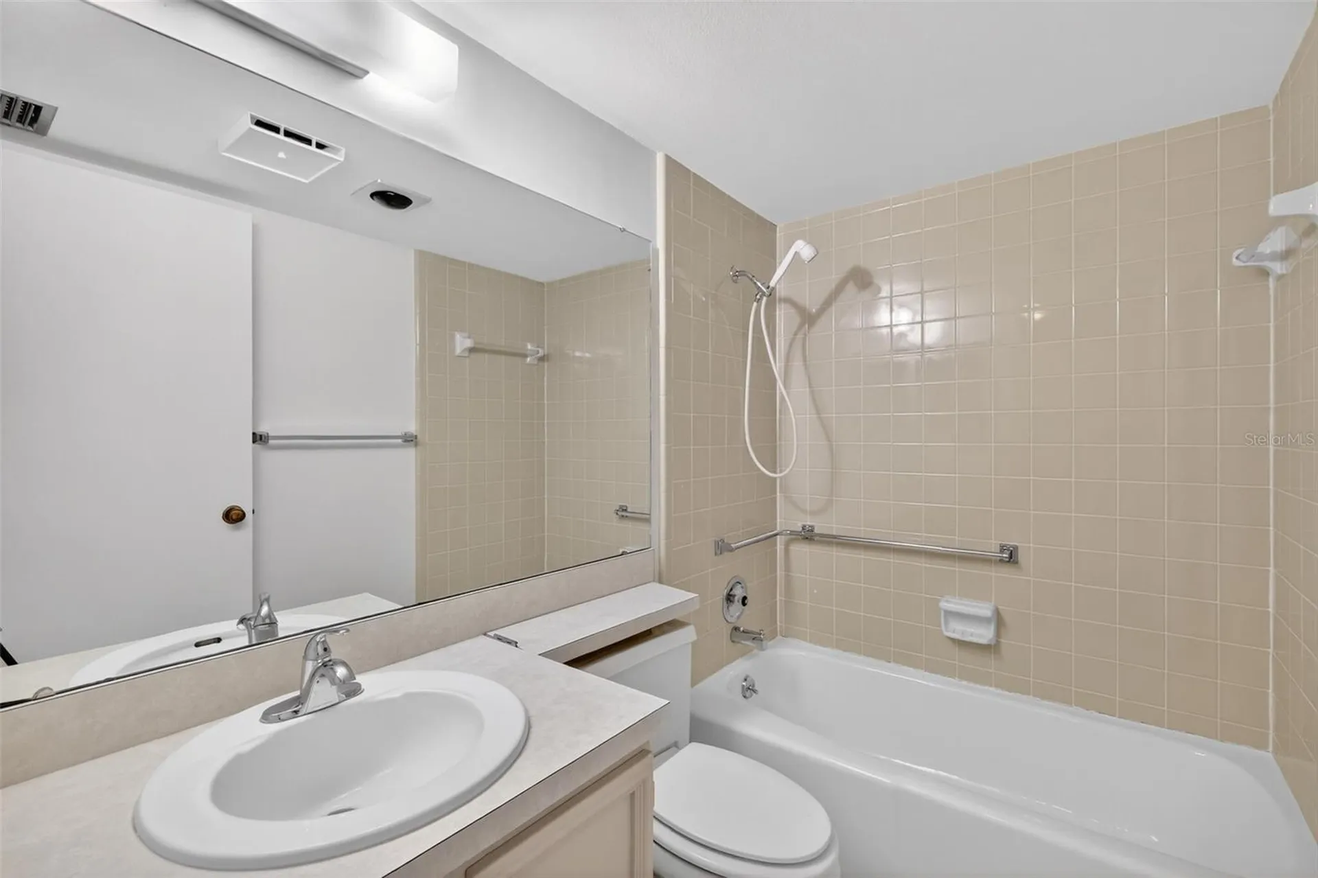 110 N Tremain Street Mount Dora FL 32757