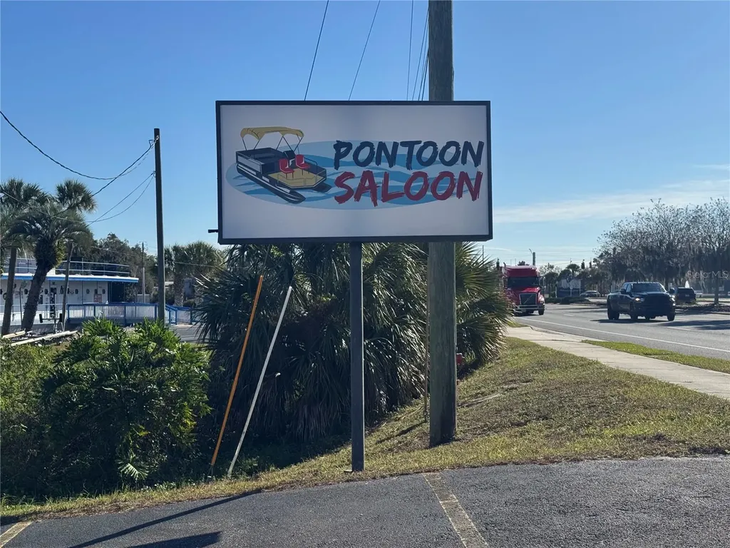 1050 W Burleigh Boulevard Tavares FL 32778