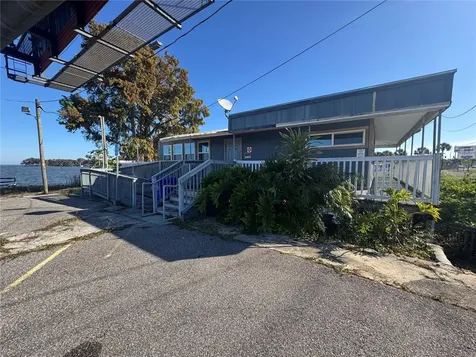 1050 W Burleigh Boulevard Tavares FL 32778