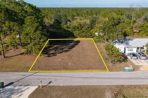 Lots 17 & 18 Hernando Road North Port FL 34287
