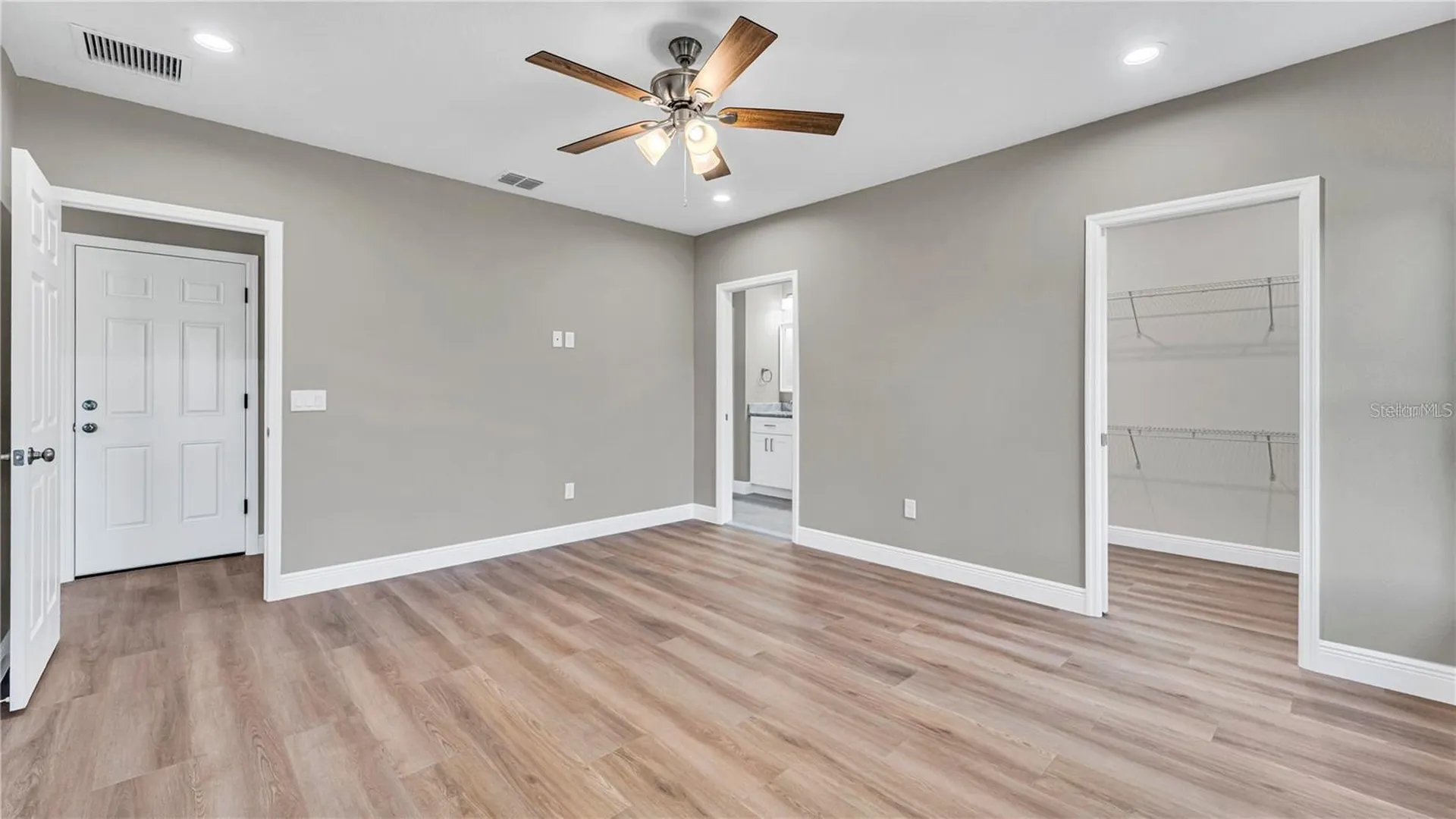 2757 S Elston Drive Deltona FL 32738