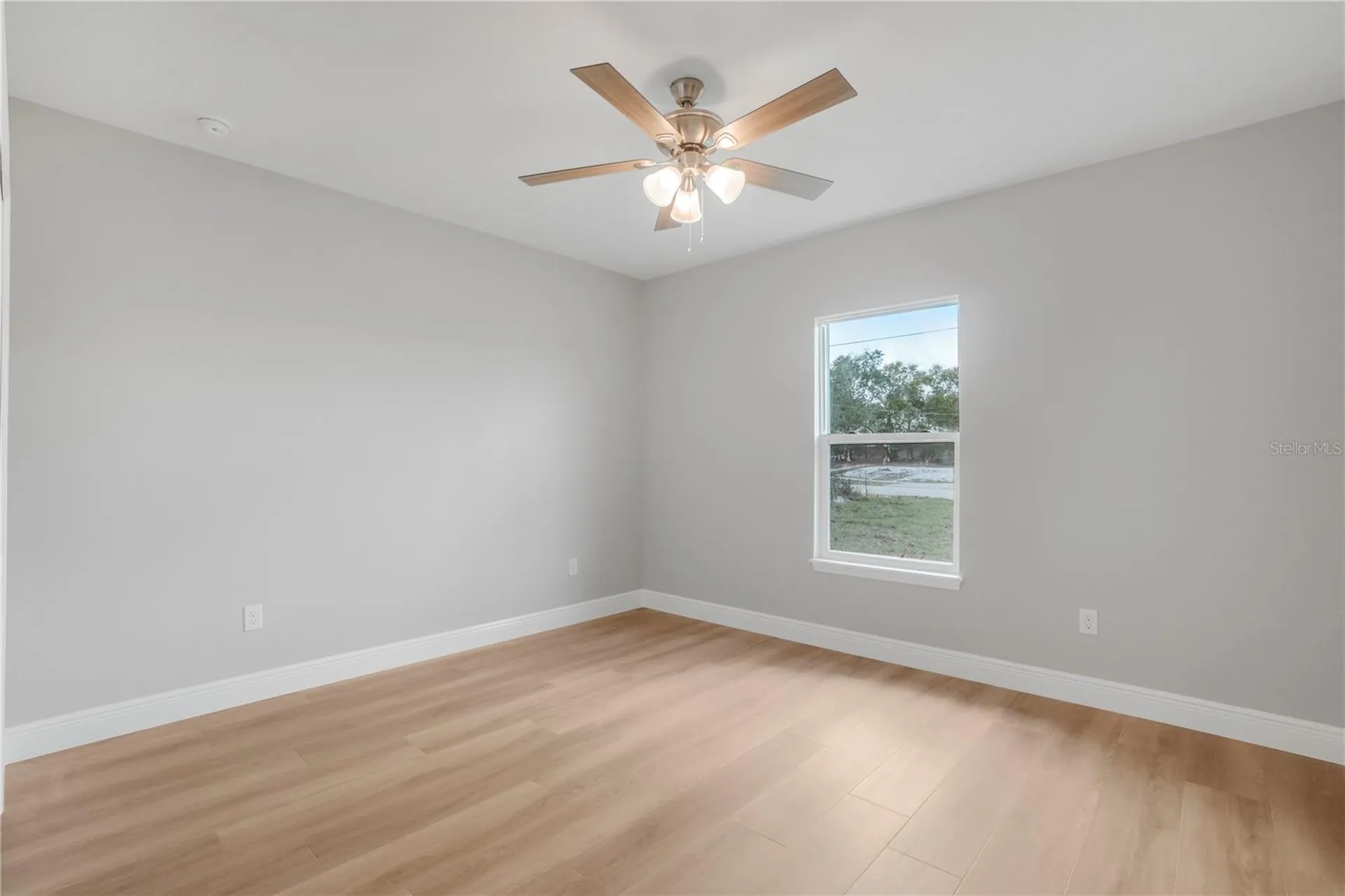 2757 S Elston Drive Deltona FL 32738