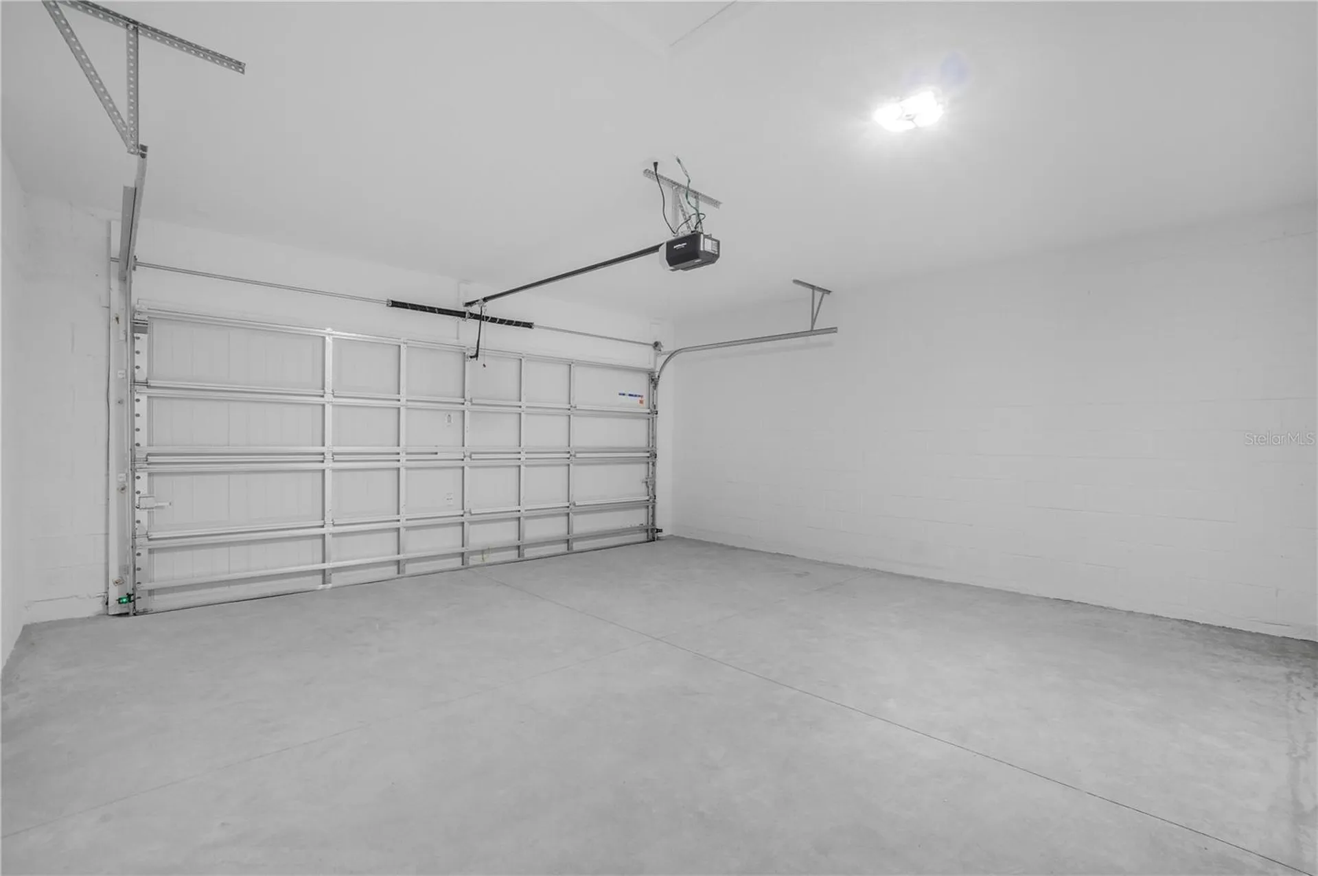 2757 S Elston Drive Deltona FL 32738