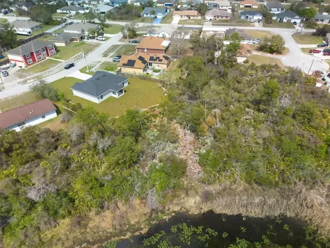 2757 S Elston Drive Deltona FL 32738