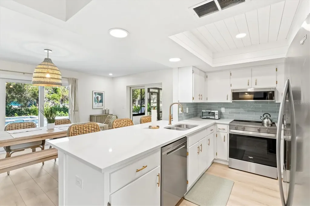 2641 Hyde Park Street Sarasota FL 34239