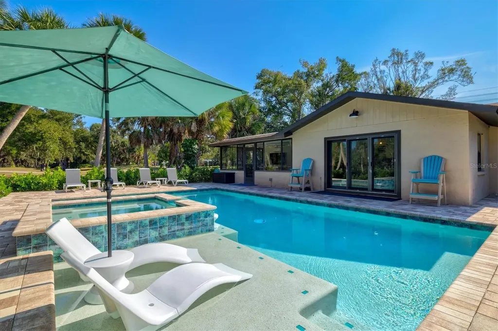 2641 Hyde Park Street Sarasota FL 34239