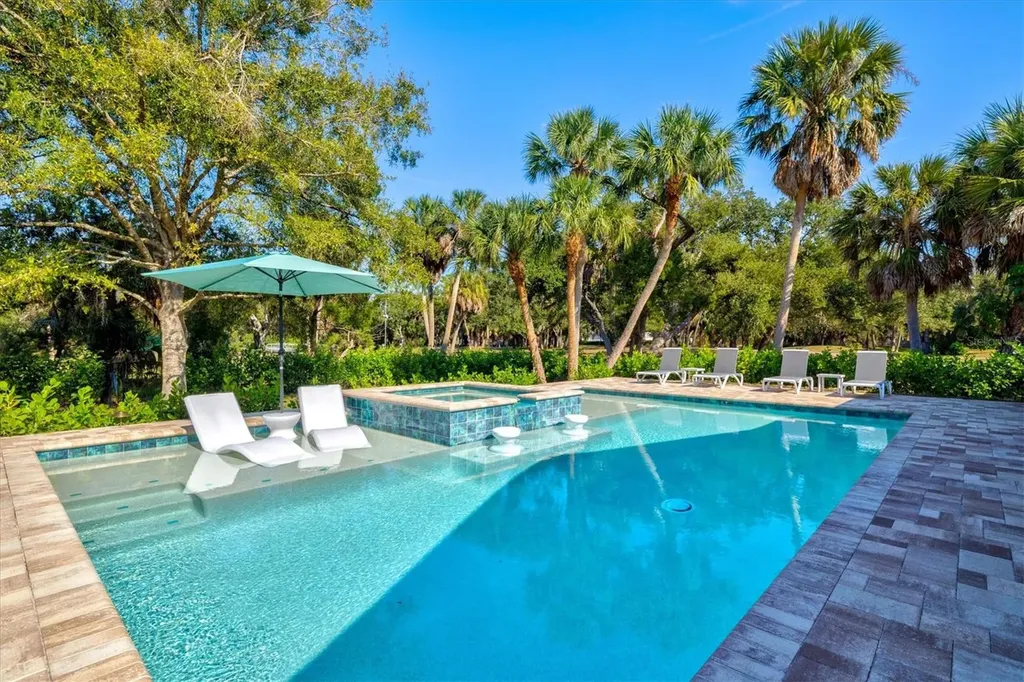 2641 Hyde Park Street Sarasota FL 34239