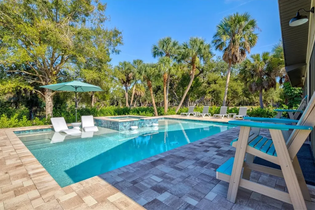 2641 Hyde Park Street Sarasota FL 34239