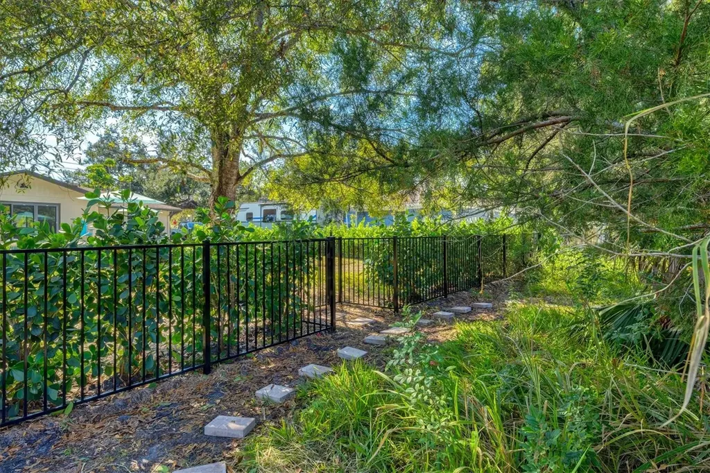 2641 Hyde Park Street Sarasota FL 34239