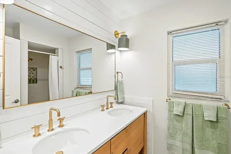 2641 Hyde Park Street Sarasota FL 34239