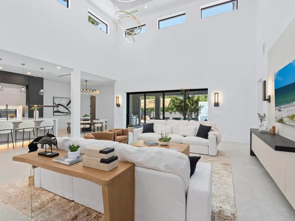 2467 Hyde Park Street Sarasota FL 34239