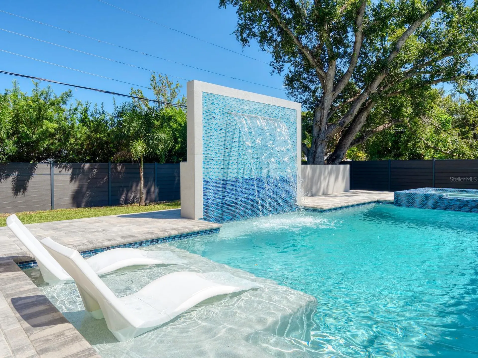 2467 Hyde Park Street Sarasota FL 34239