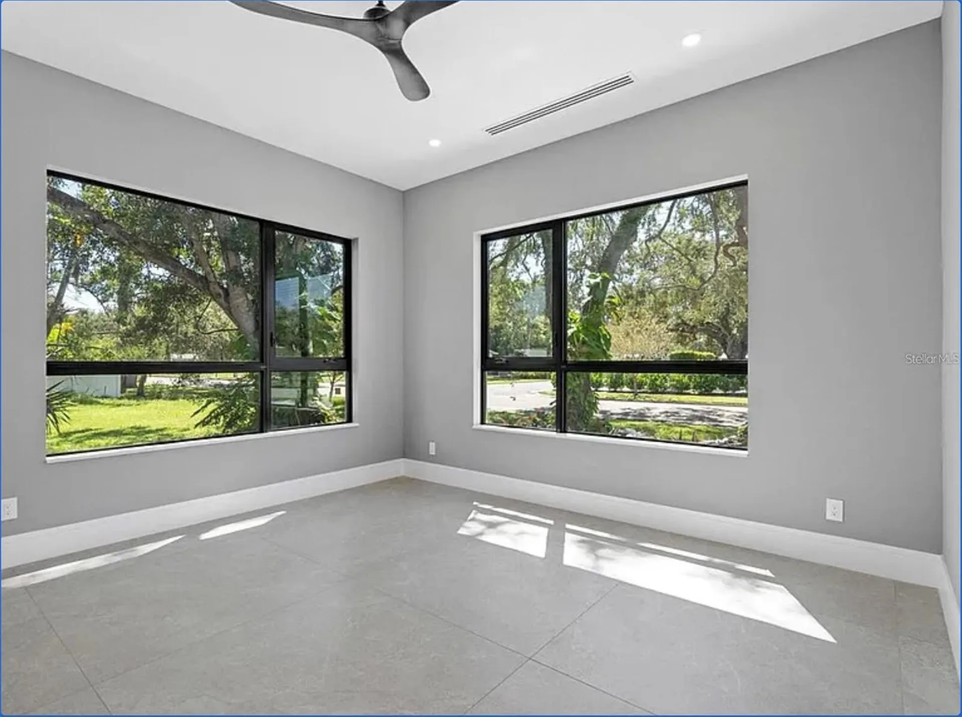 2467 Hyde Park Street Sarasota FL 34239