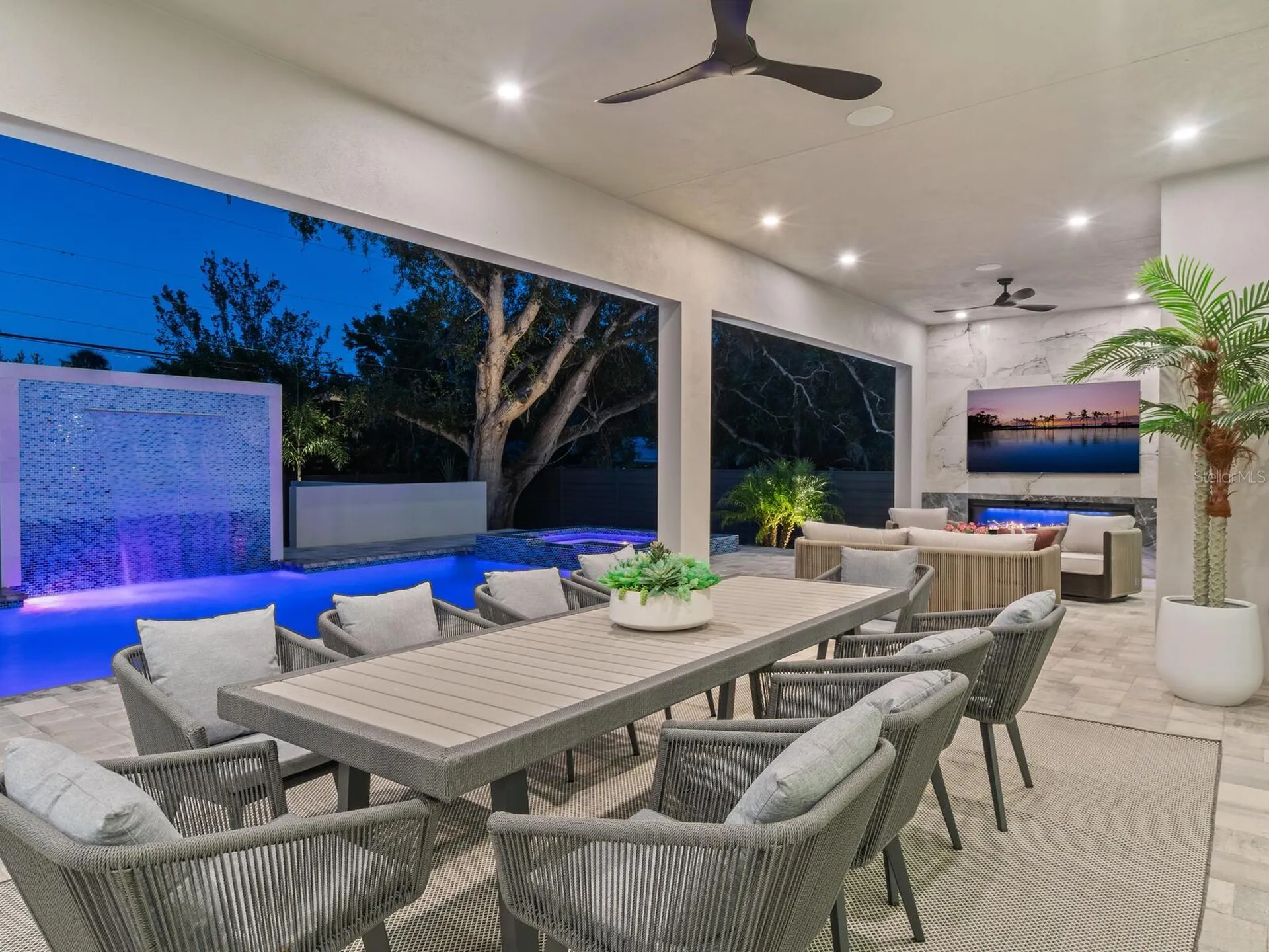 2467 Hyde Park Street Sarasota FL 34239