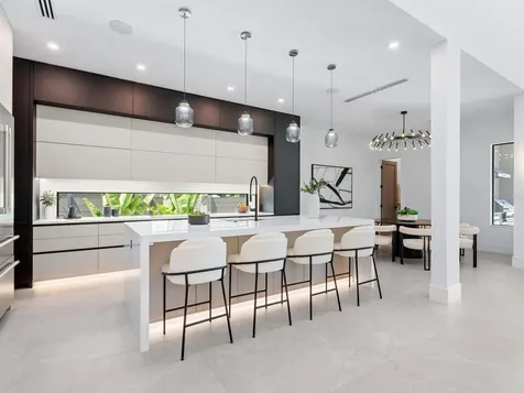 2467 Hyde Park Street Sarasota FL 34239
