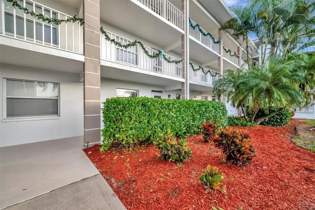 6507 Stone River Road Bradenton FL 34203