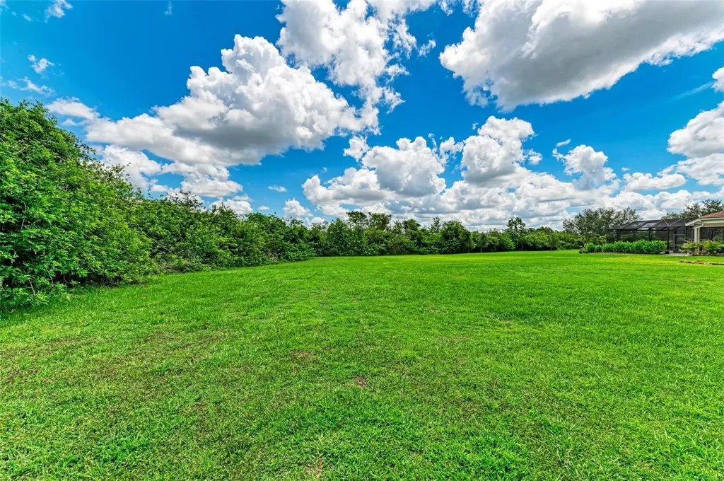 22505 Night Heron Way Bradenton FL 34202