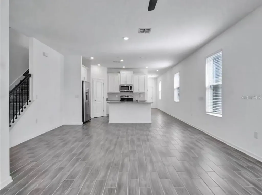 17058 Quicksilver Avenue Winter Garden FL 34787