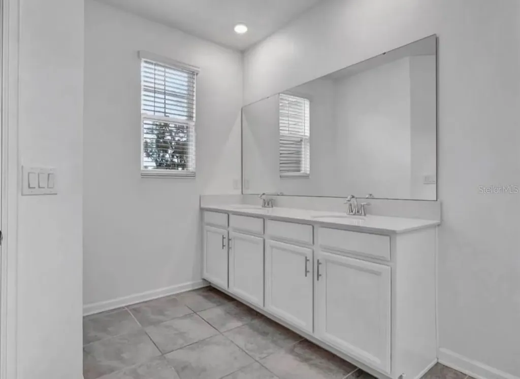 17058 Quicksilver Avenue Winter Garden FL 34787