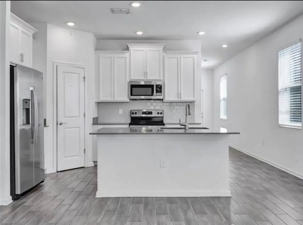 17058 Quicksilver Avenue Winter Garden FL 34787