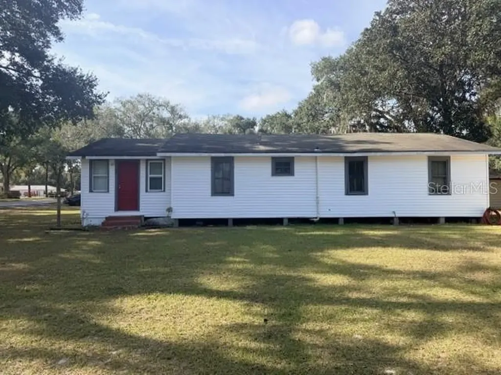 725 W Socrum Loop Road Lakeland FL 33809