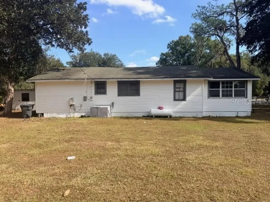 725 W Socrum Loop Road Lakeland FL 33809