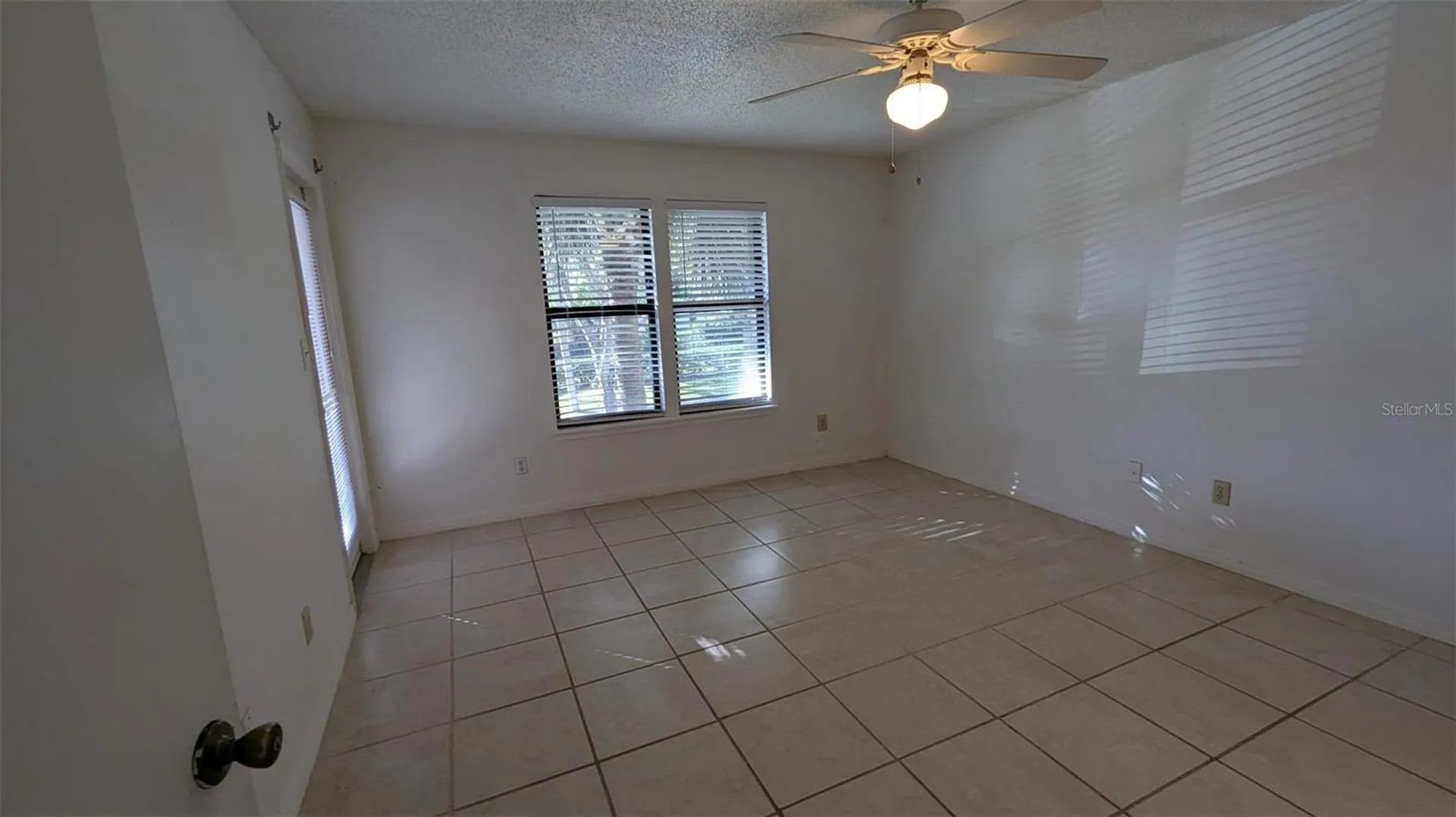 4061 Crockers Lake Boulevard Sarasota FL 34238