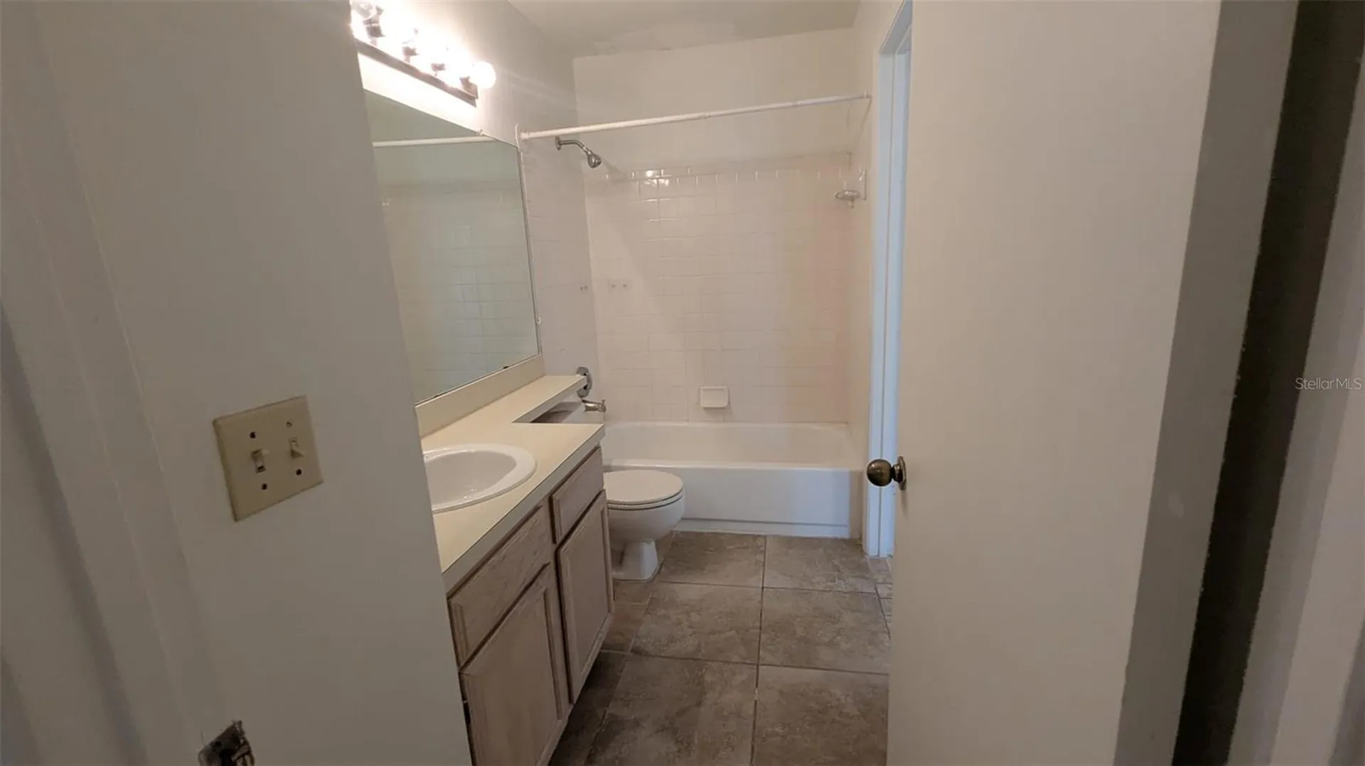 4061 Crockers Lake Boulevard Sarasota FL 34238