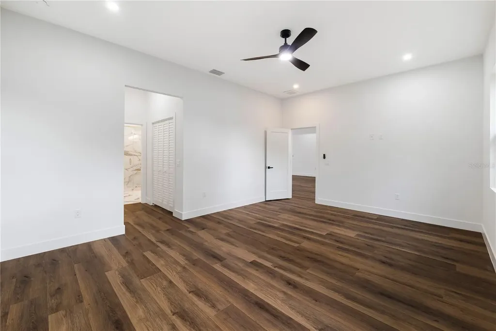 15364 Newport Road Clearwater FL 33764