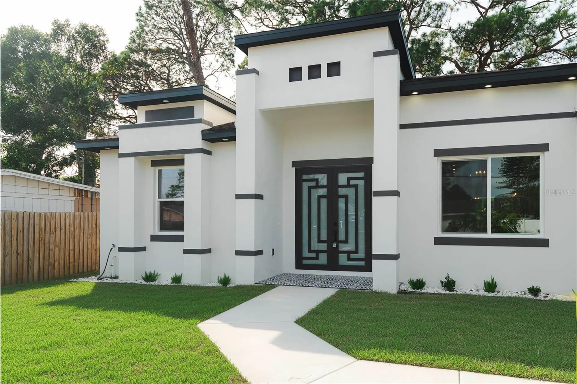 15364 Newport Road Clearwater FL 33764