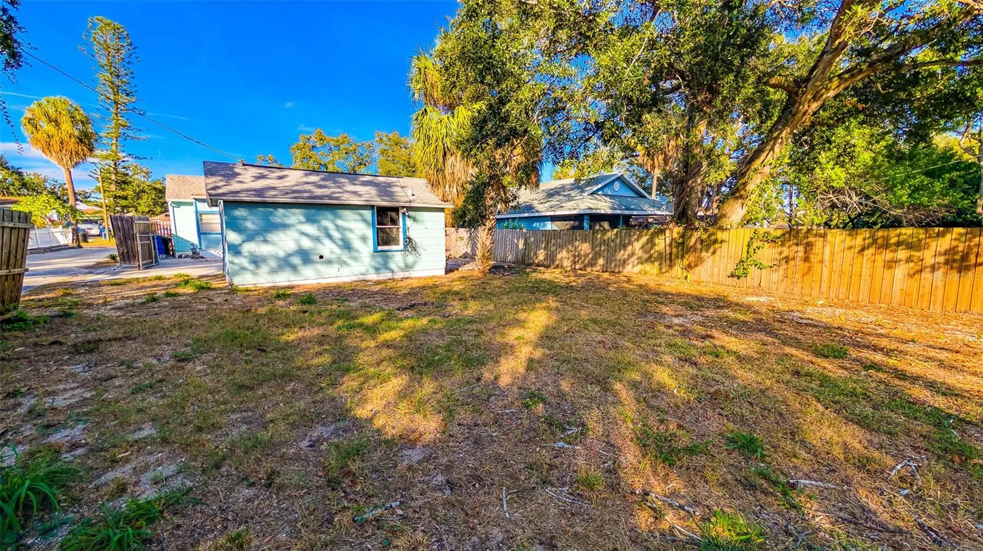860 16th Avenue S St Petersburg FL 33701