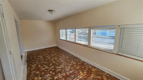 860 16th Avenue S St Petersburg FL 33701
