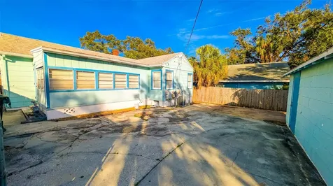 860 16th Avenue S St Petersburg FL 33701