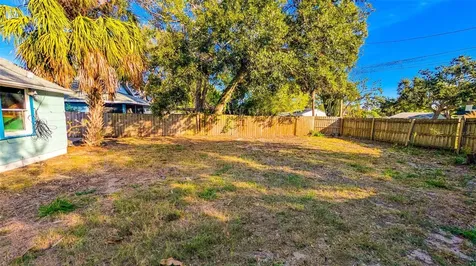 860 16th Avenue S St Petersburg FL 33701