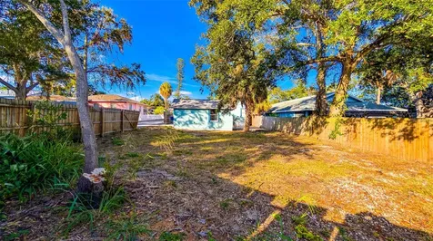 860 16th Avenue S St Petersburg FL 33701