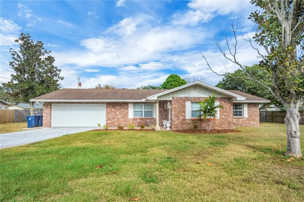 1206 Susan Lane Auburndale FL 33823