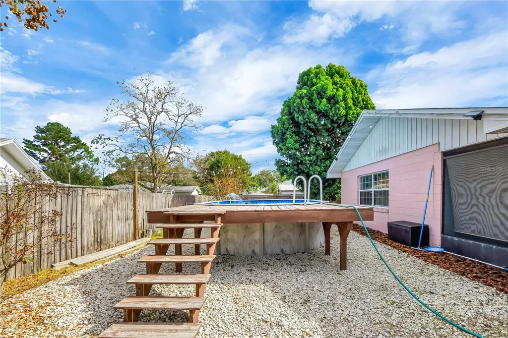 1206 Susan Lane Auburndale FL 33823