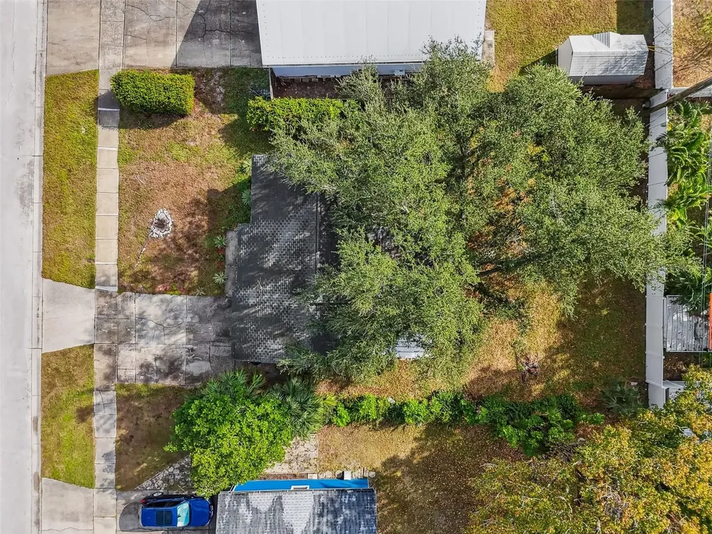 520 Freeport Avenue N St Petersburg FL 33702