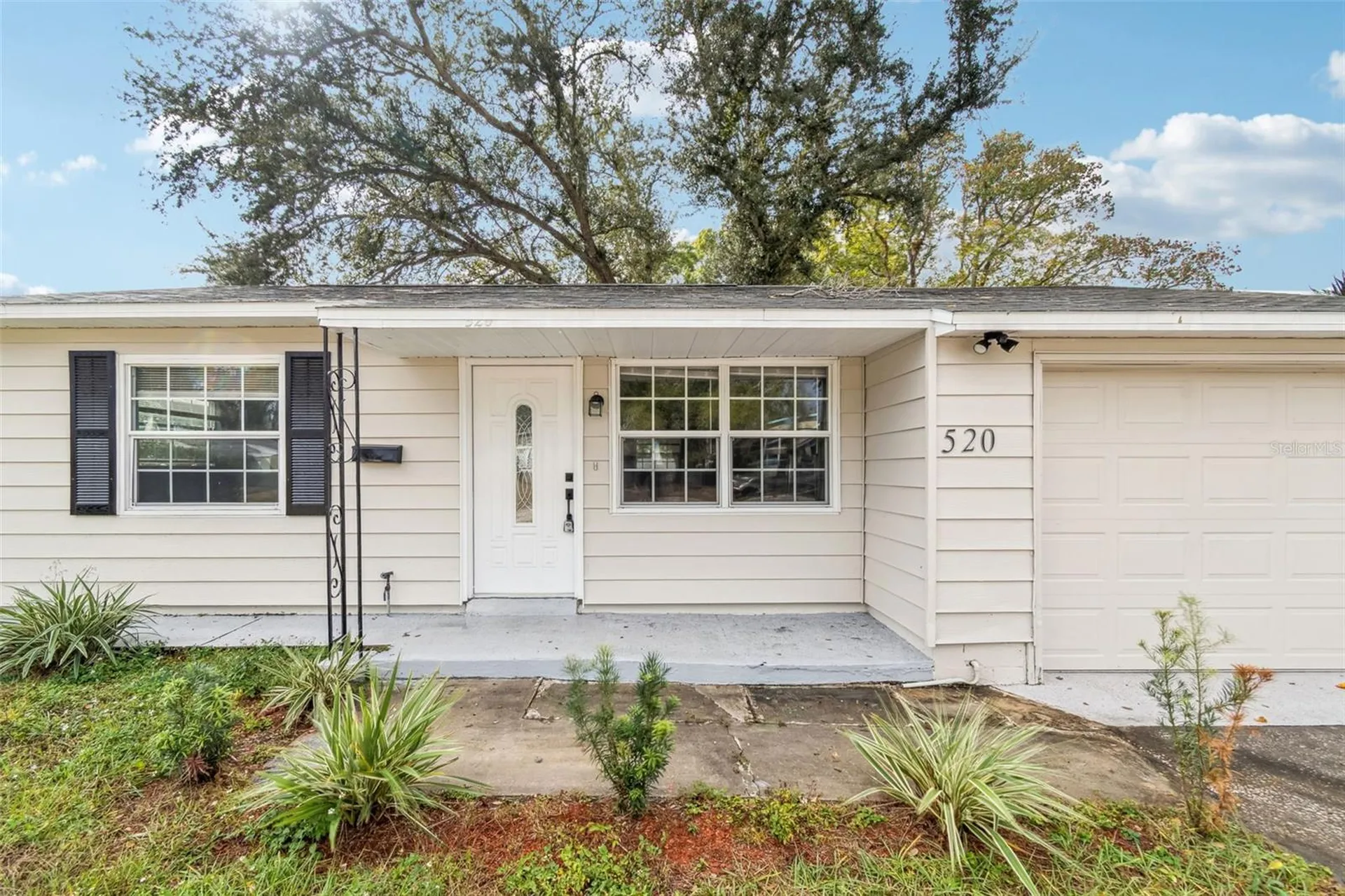 520 Freeport Avenue N St Petersburg FL 33702