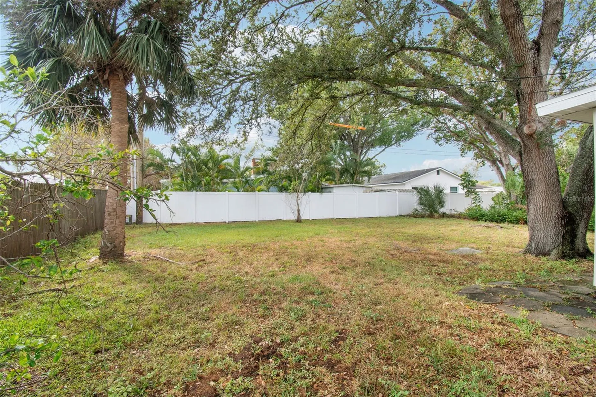 520 Freeport Avenue N St Petersburg FL 33702