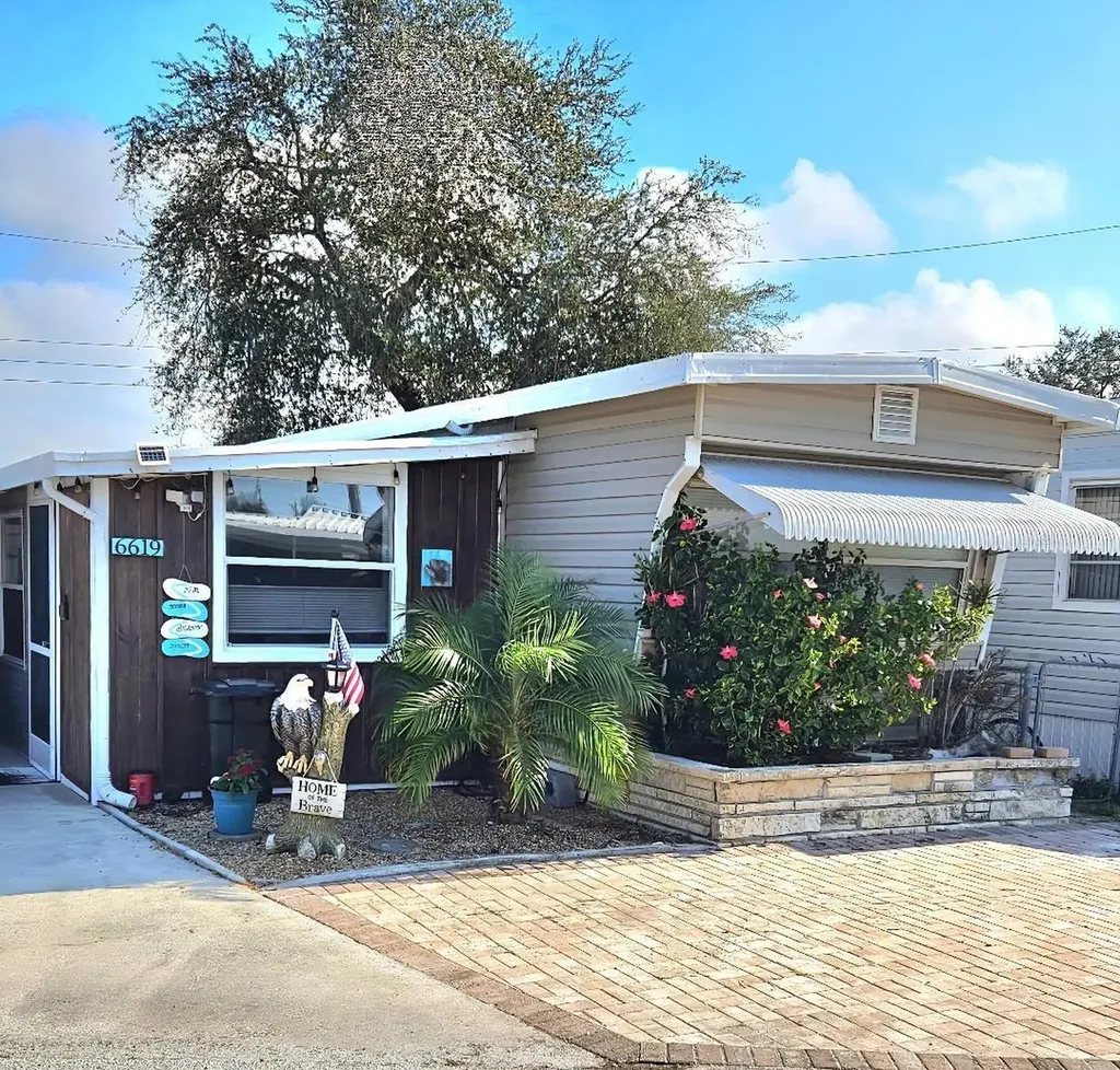 6619 New Jersey Street Bradenton FL 34207