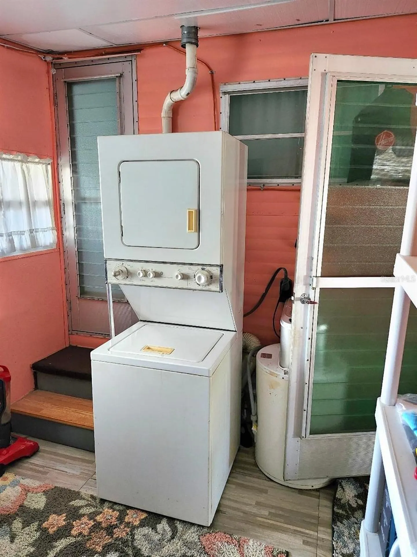6619 New Jersey Street Bradenton FL 34207