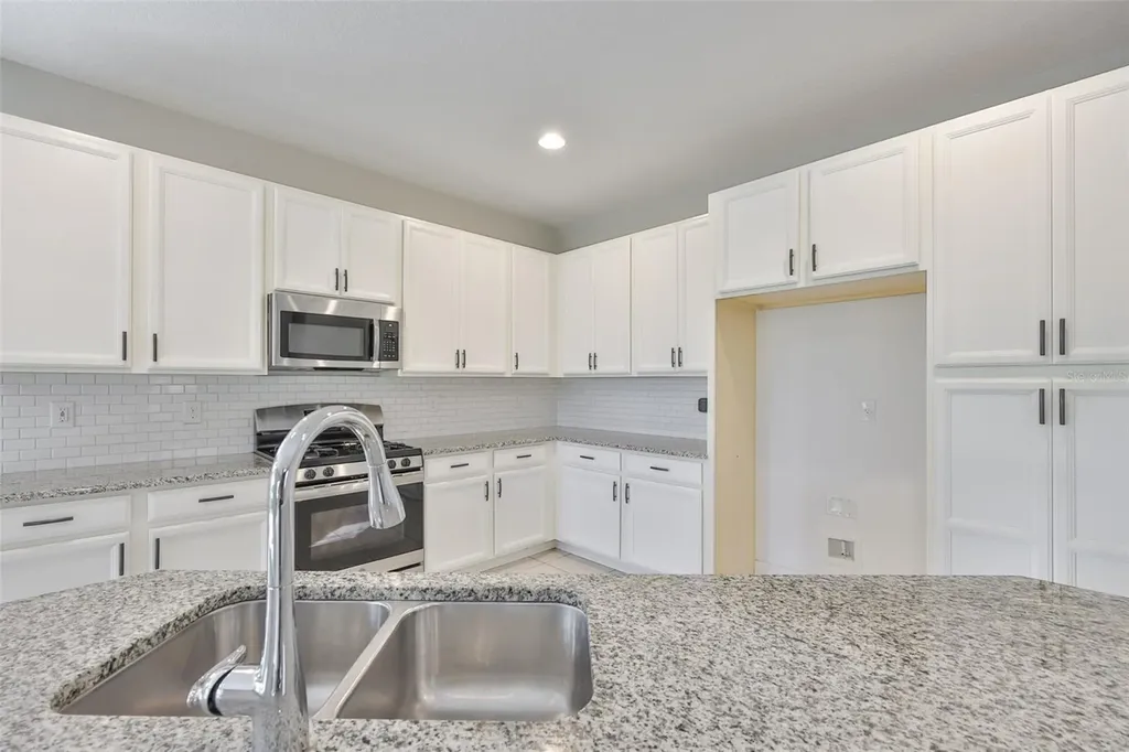 6207 Voyagers Place Apollo Beach FL 33572