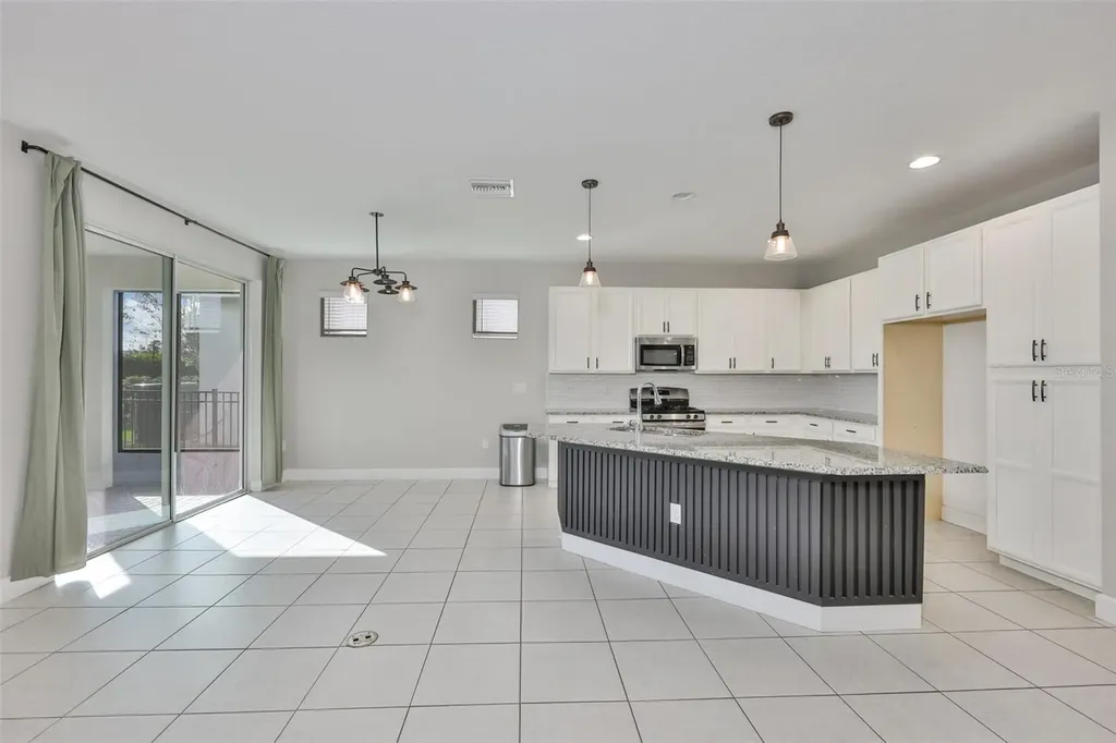 6207 Voyagers Place Apollo Beach FL 33572