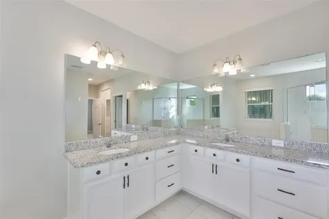 6207 Voyagers Place Apollo Beach FL 33572