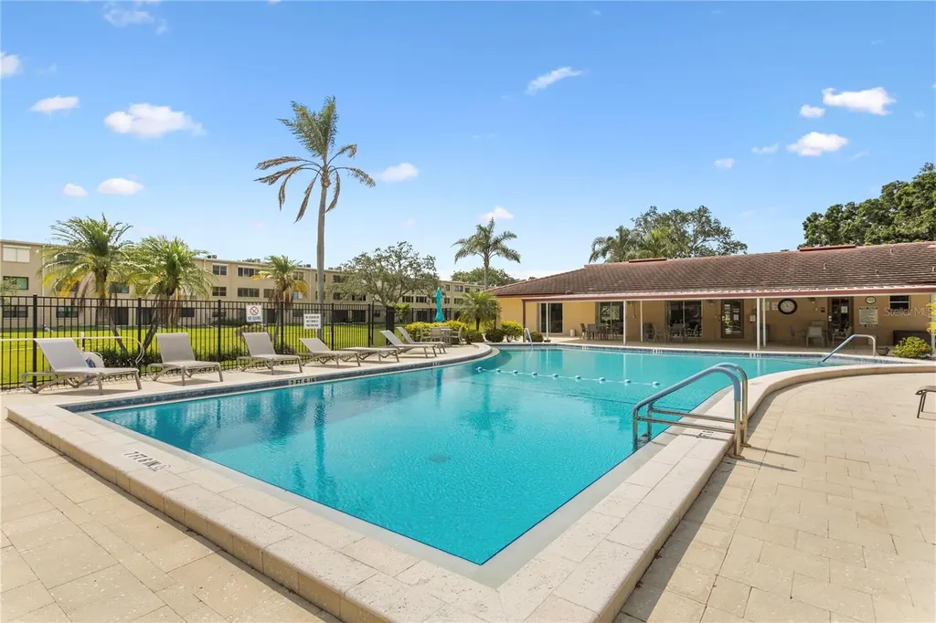 4920 Locust Street NE St Petersburg FL 33703