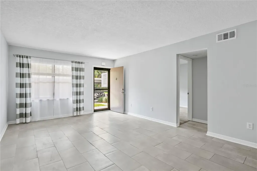 4920 Locust Street NE St Petersburg FL 33703