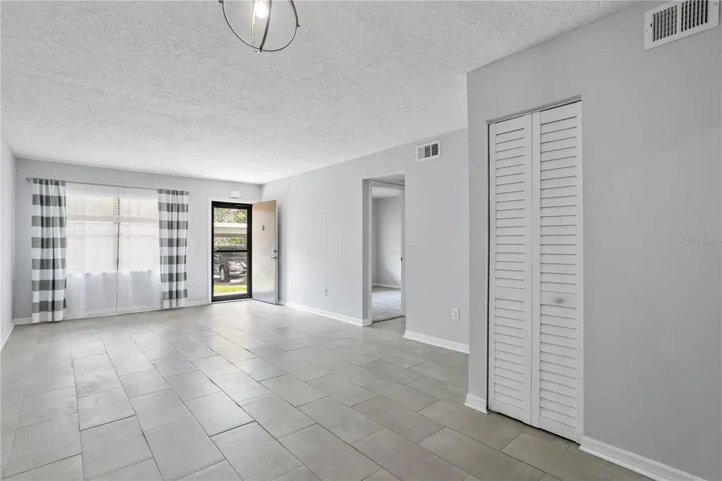 4920 Locust Street NE St Petersburg FL 33703