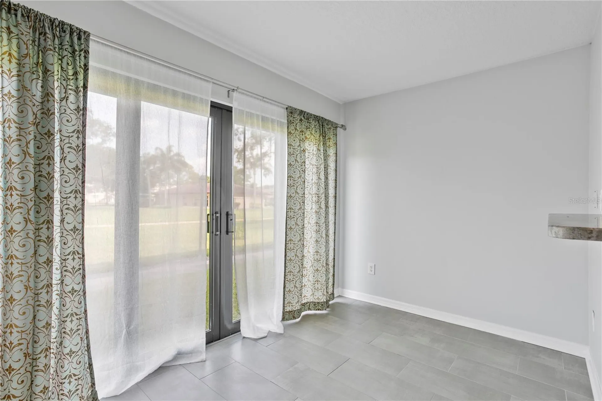 4920 Locust Street NE St Petersburg FL 33703